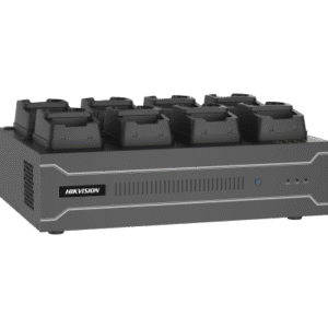Dock Station de Escritorio con 8 Estaciones de Carga para Body Cams / Doble Interfaz de Red / 4 Bahías de HDD / Carga y Respaldo Automático / Prevención de Pérdida de Datos / Cobertura Cíclica / Reproducción d